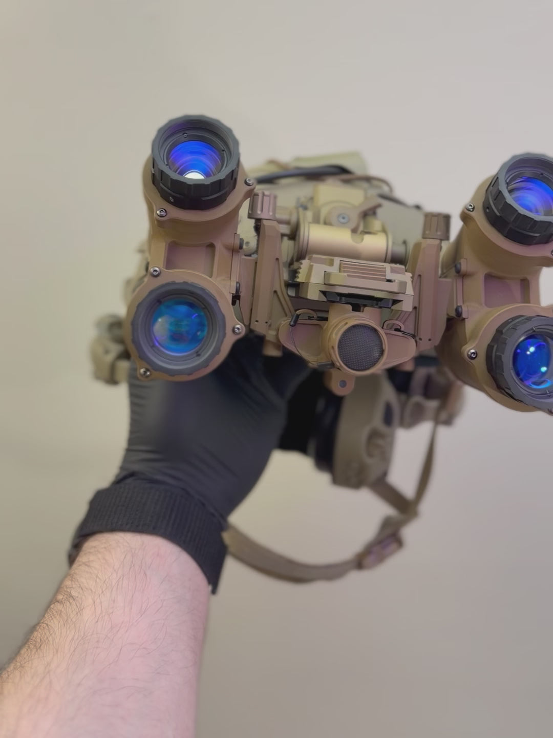 Load and play video in Gallery viewer, Ready to ship Nocturn Industries Chimera Spotless L3Harris 26LM 4 µm Unfilmed White Phosphor
